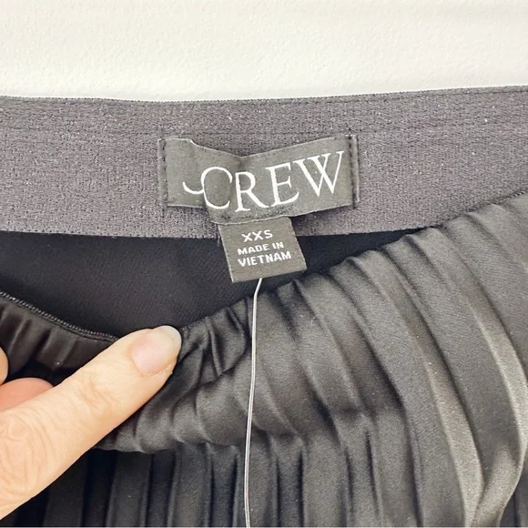 J.Crew Pleated Midi Skirt Black - Picture 6 of 6